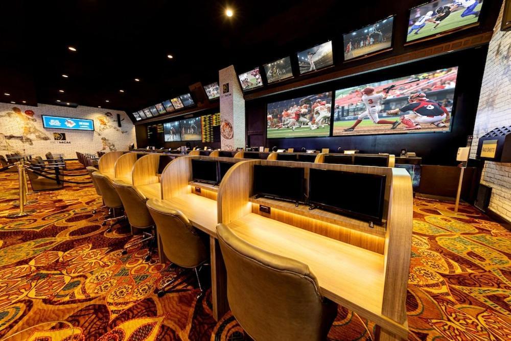 Luxor Hotel&casino By Suiteness 4*