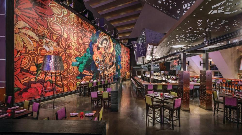 Luxor Hotel&casino By Suiteness Hotel