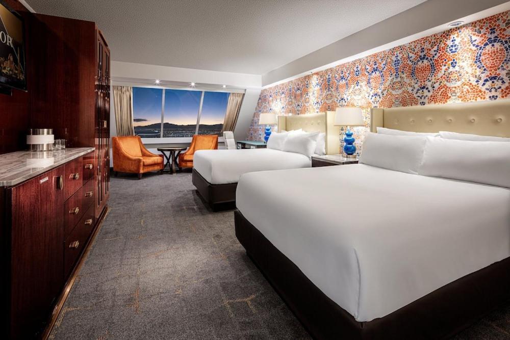 Hotel Luxor Hotel&casino By Suiteness